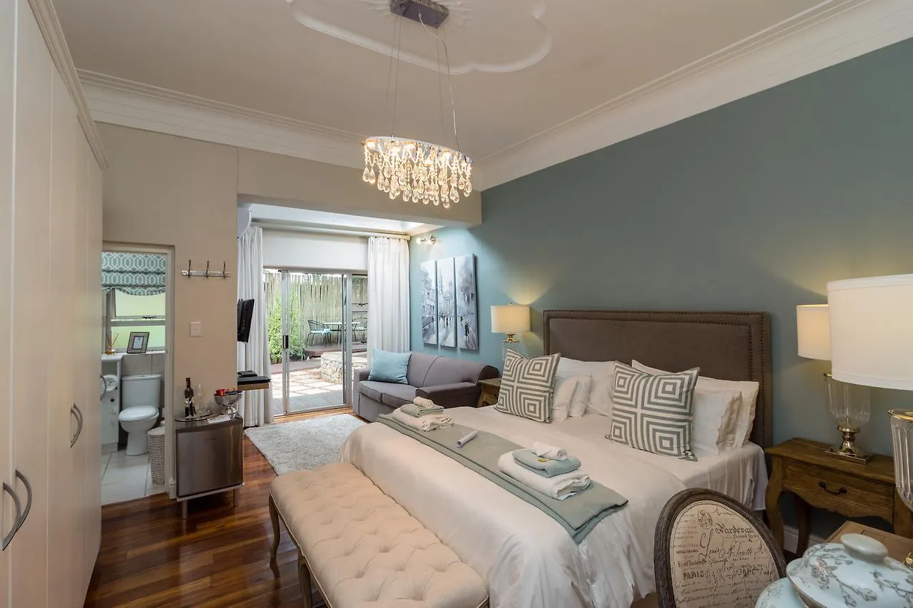 Island Way Villa Port Elizabeth Guest house