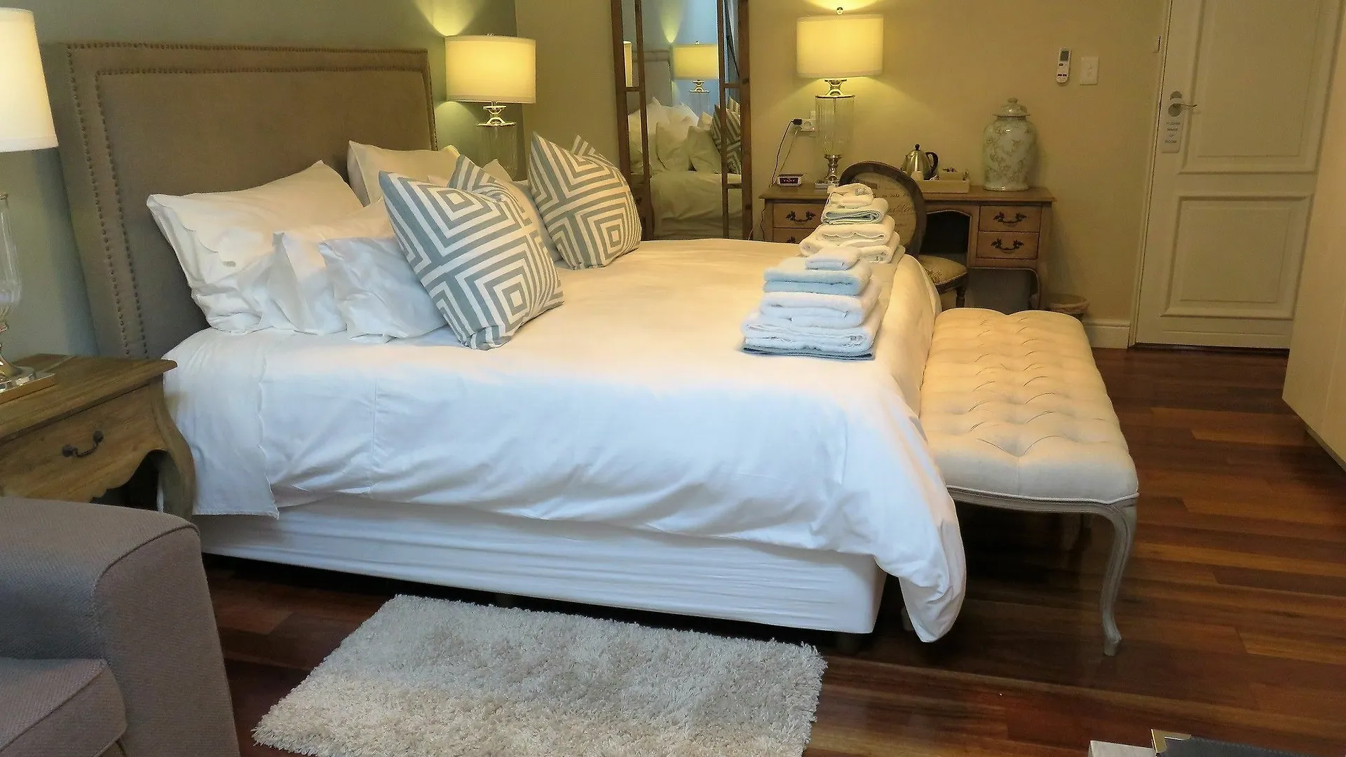 Island Way Villa Port Elizabeth