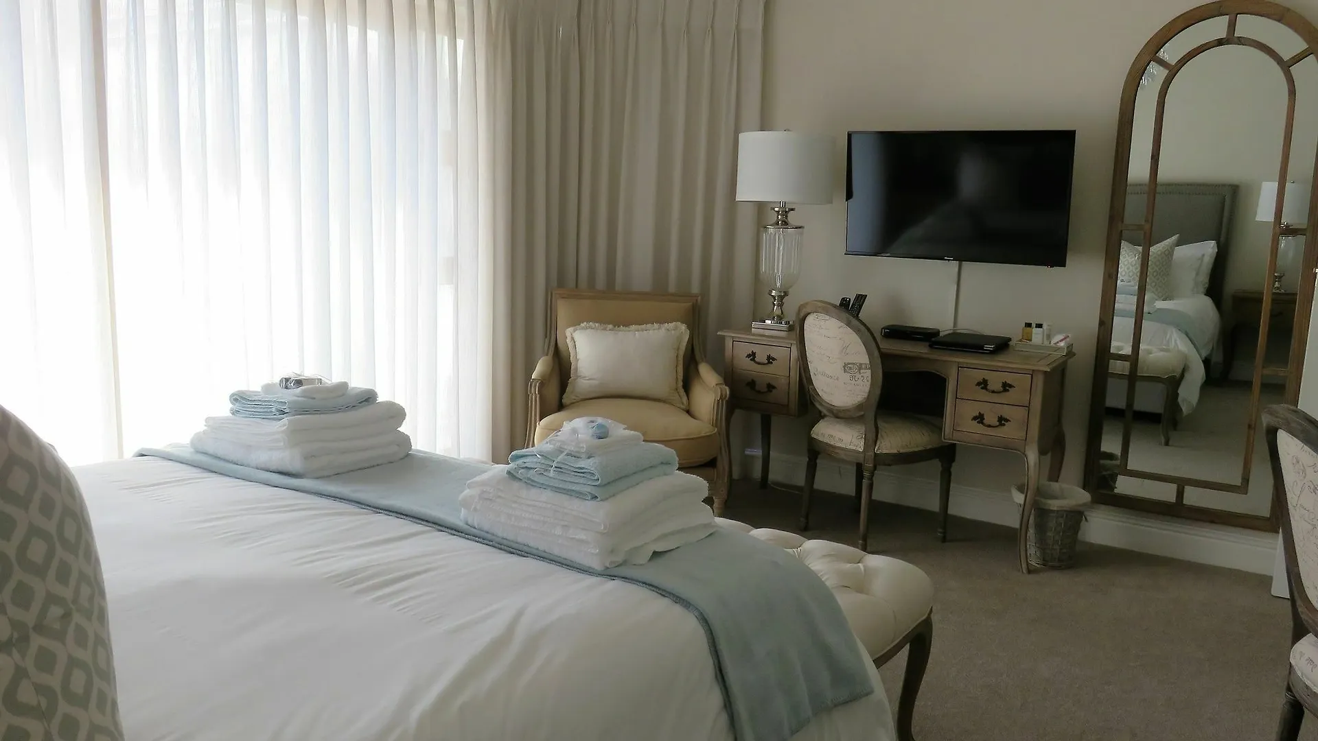 Island Way Villa Port Elizabeth 4*,